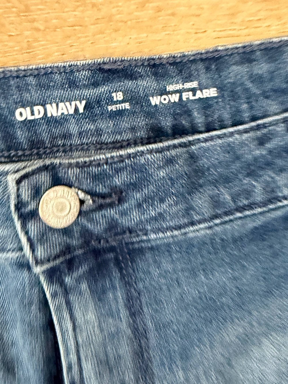 Old Navy Wow Flare High Rise Bootcut jeans - Picture 3 of 7